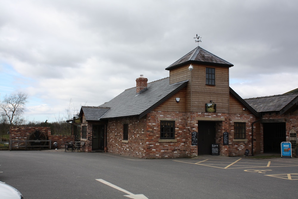 Charnock Farm