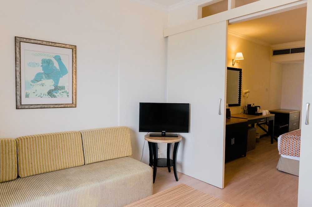 Limassol Vacations - Elias Beach Hotel - Property Image 7