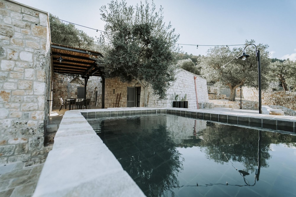Casale Palazzina Tommaso con Piscina