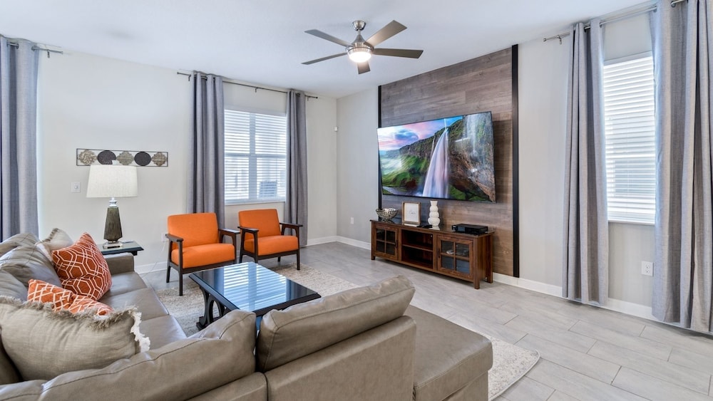 Championsgate Resort 8 Bedroom Private Pool Home 8 Home