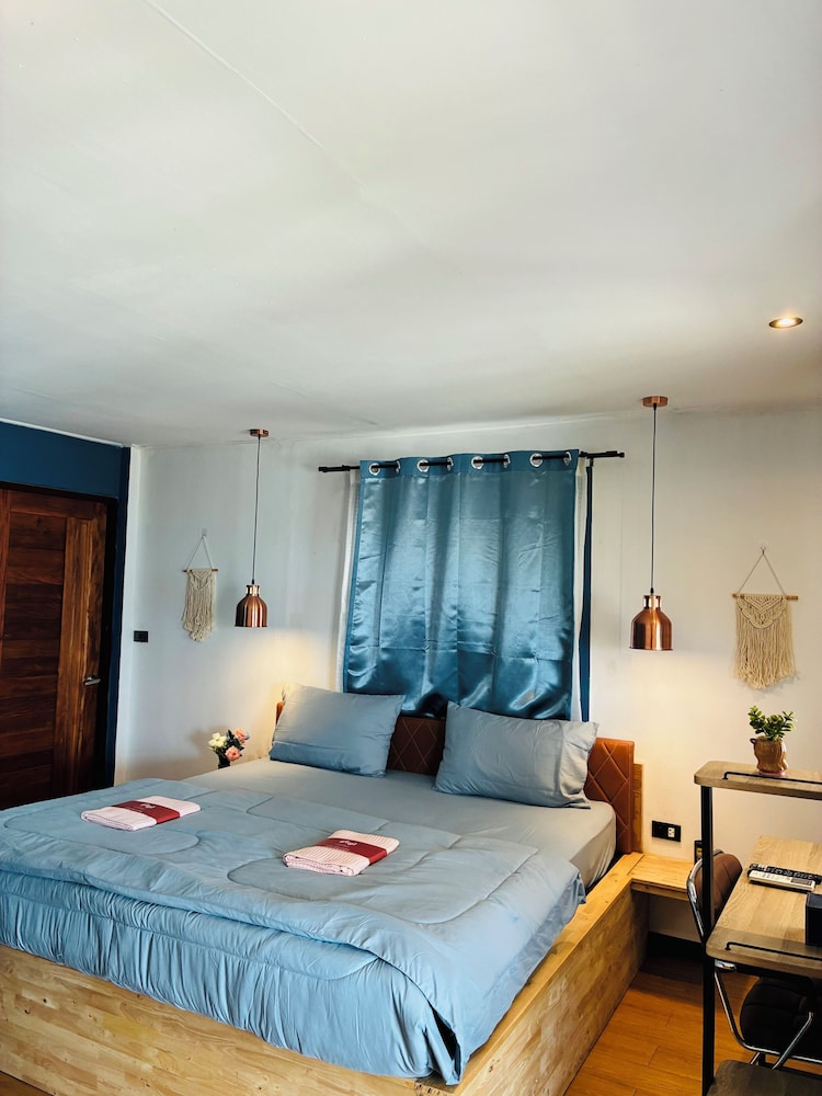 Lamai Beachfront Bungalow Koh-Rooms