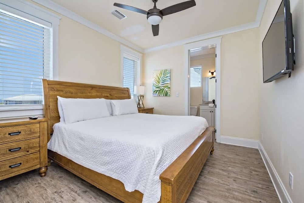 Beachfront 18bed Pool Easybreezy