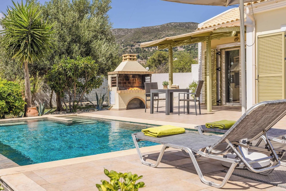Caretta Beach Villa