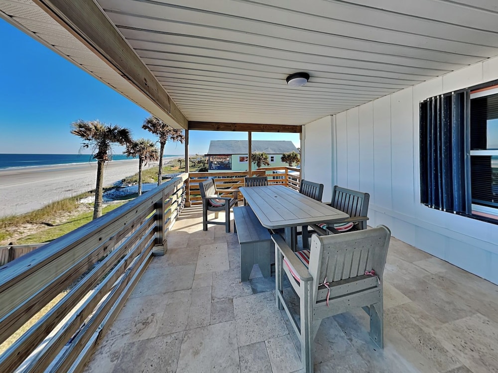 Dreamview by Distinctive Beach Rentals