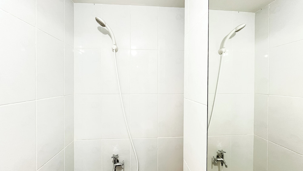 Soft Industrial Look Studio At Tokyo Riverside Pik 2 Apartment