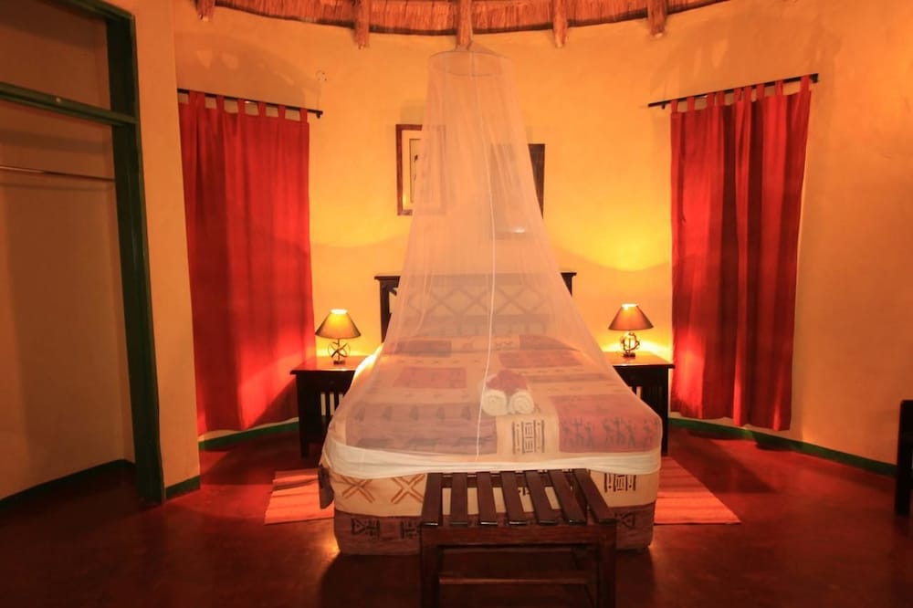 Lesoma Valley Lodge