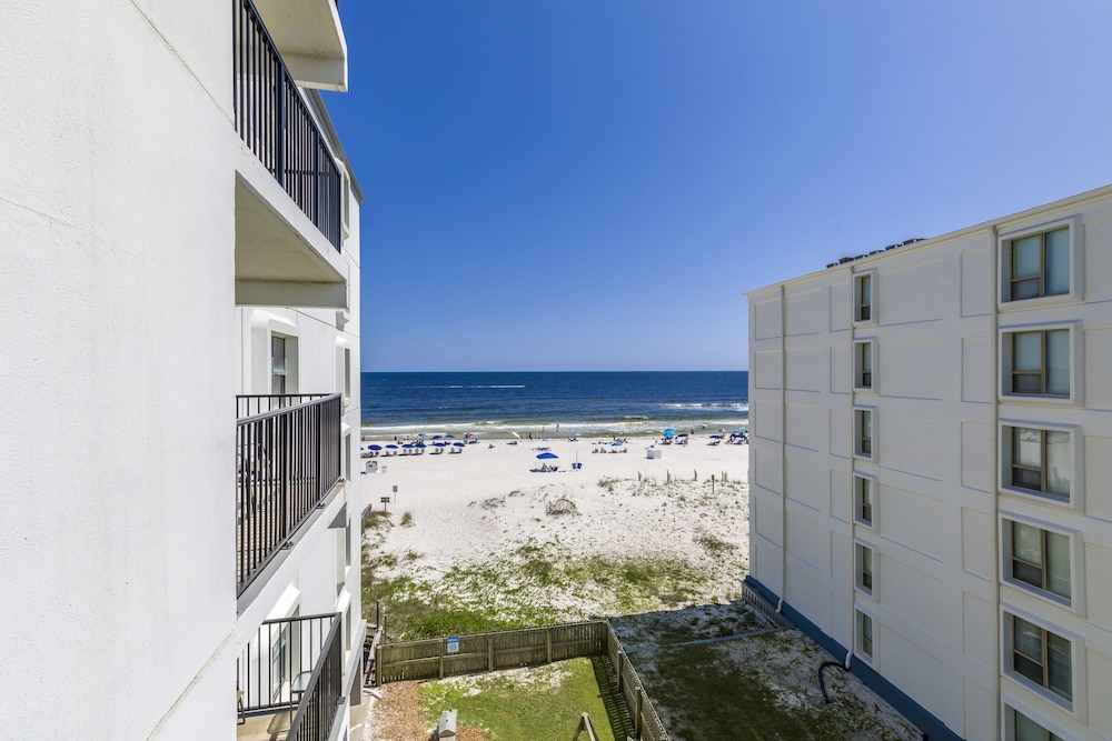 Island Sunrise Condos by Hosteeva