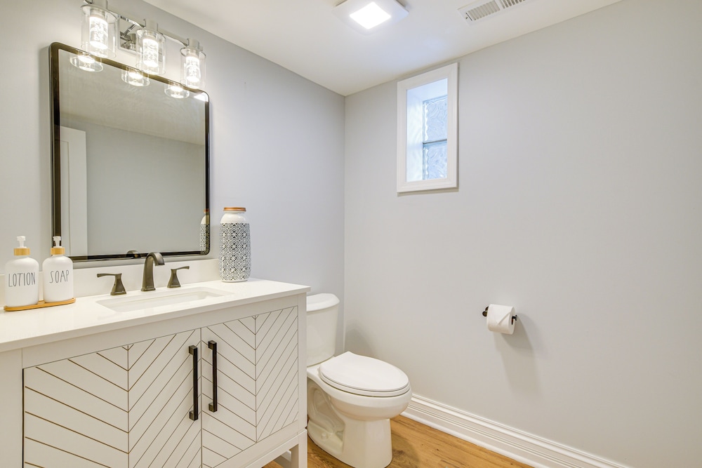 2 Mi to Northwestern: Updated Home w/ Game Room!