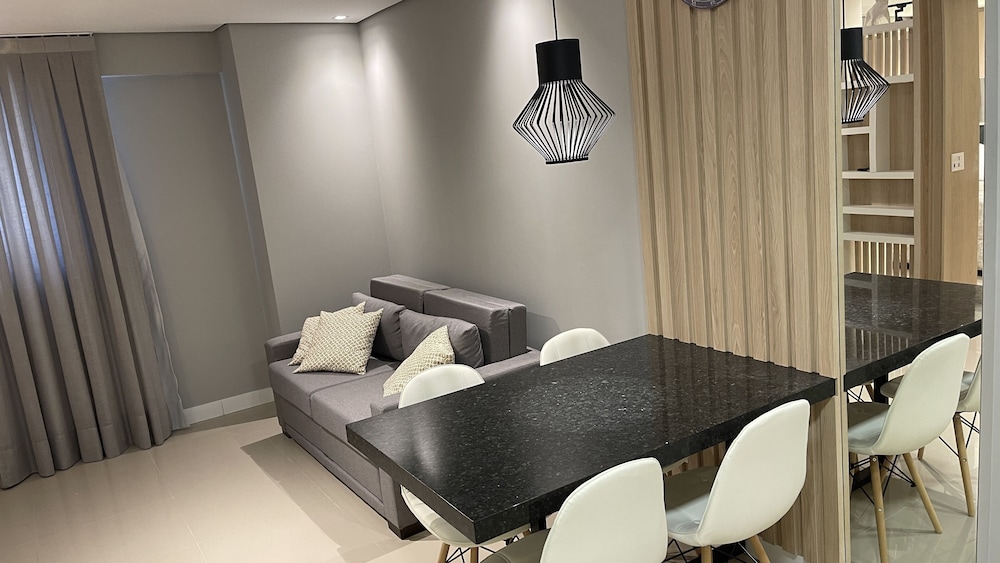 Riverside Residence