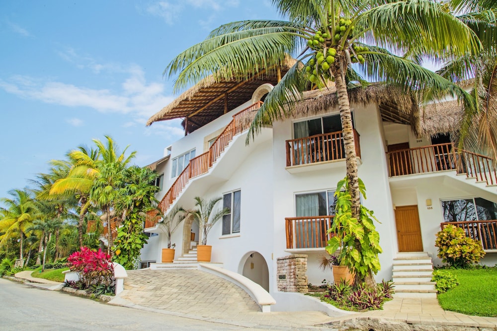 Las Villas Akumal  2B-19 by SkyRun