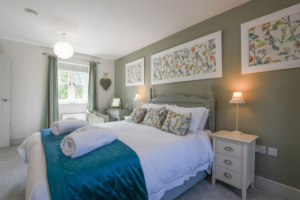 1 Coconut Cottage, Long Melford