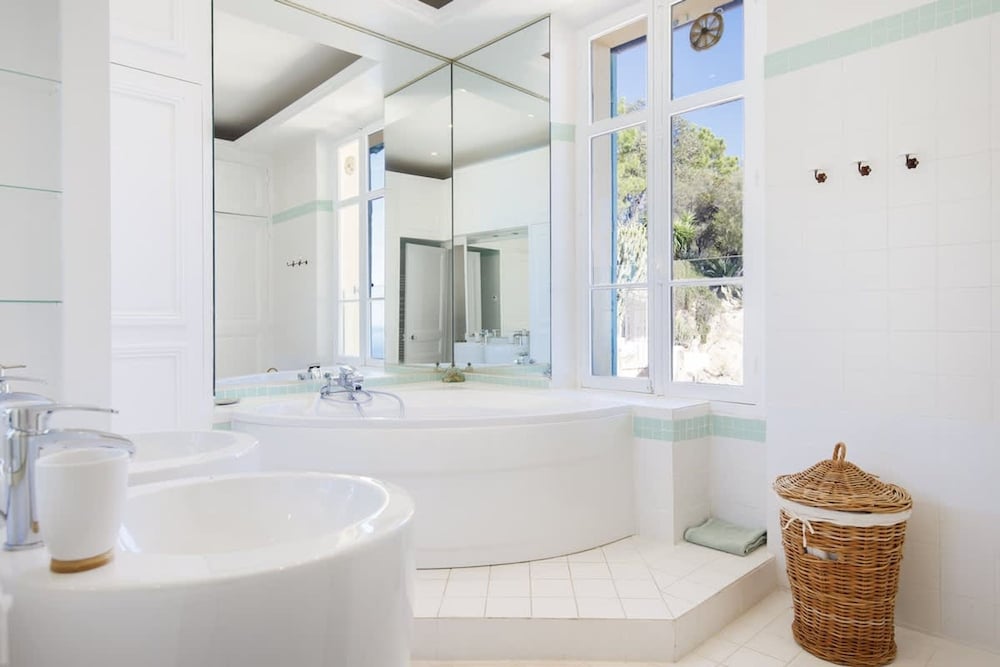 Magnificent Villa With sea View in Theoule sur Mer