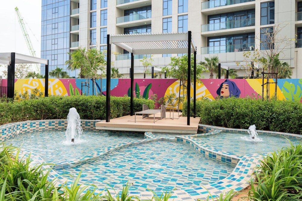 Keyrock Living - Stylish Dubai Stay