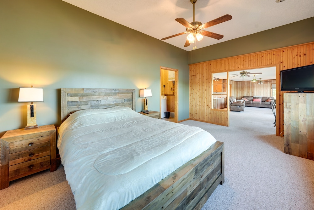 Riverfront Fulton Vacation Rental w/ Deck & Grill! view 3