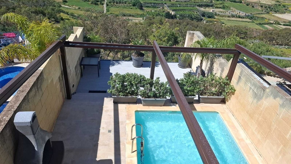 Aurelia Gozo BnB