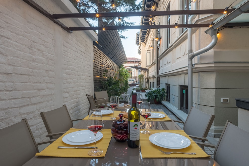 Good Living Bucharest
