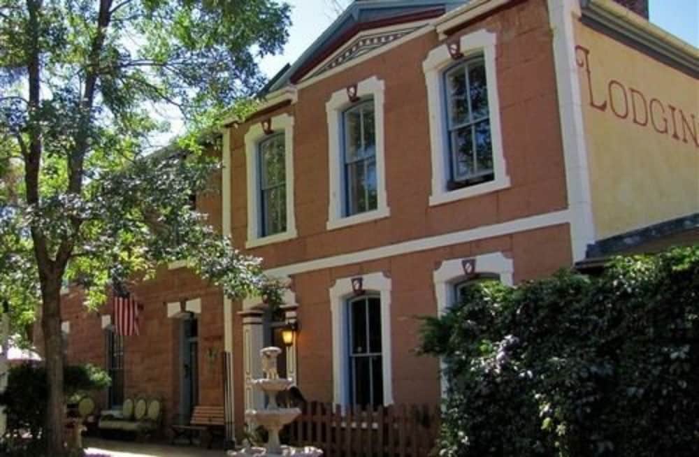 Cliff House Lodge B&B