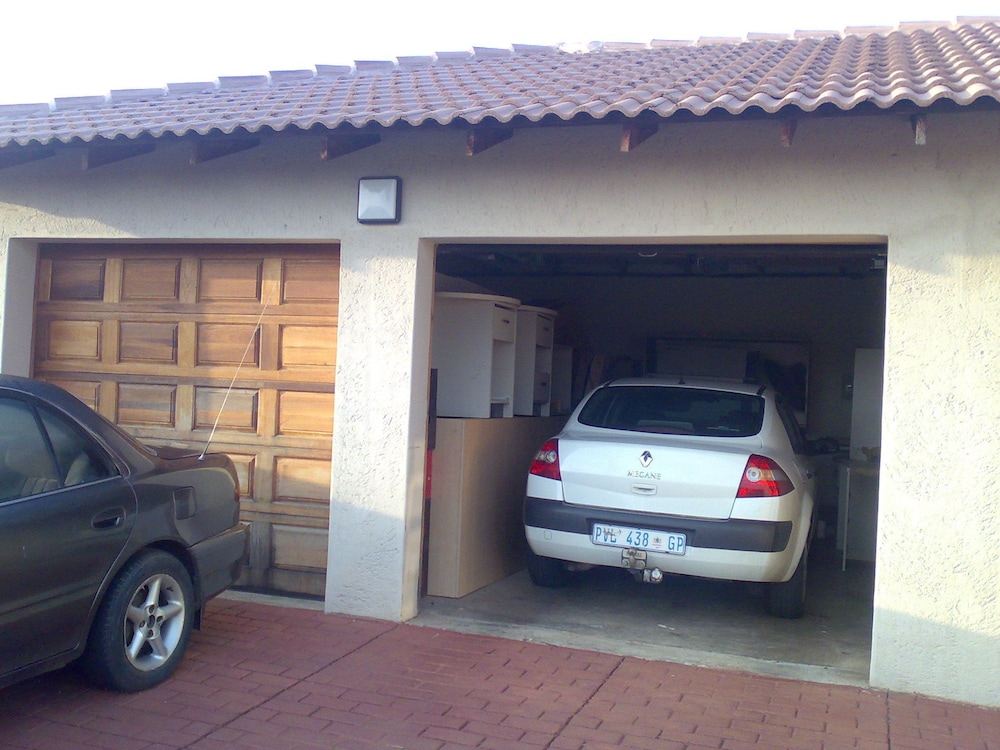 Fourie Street Guesthouse view 5