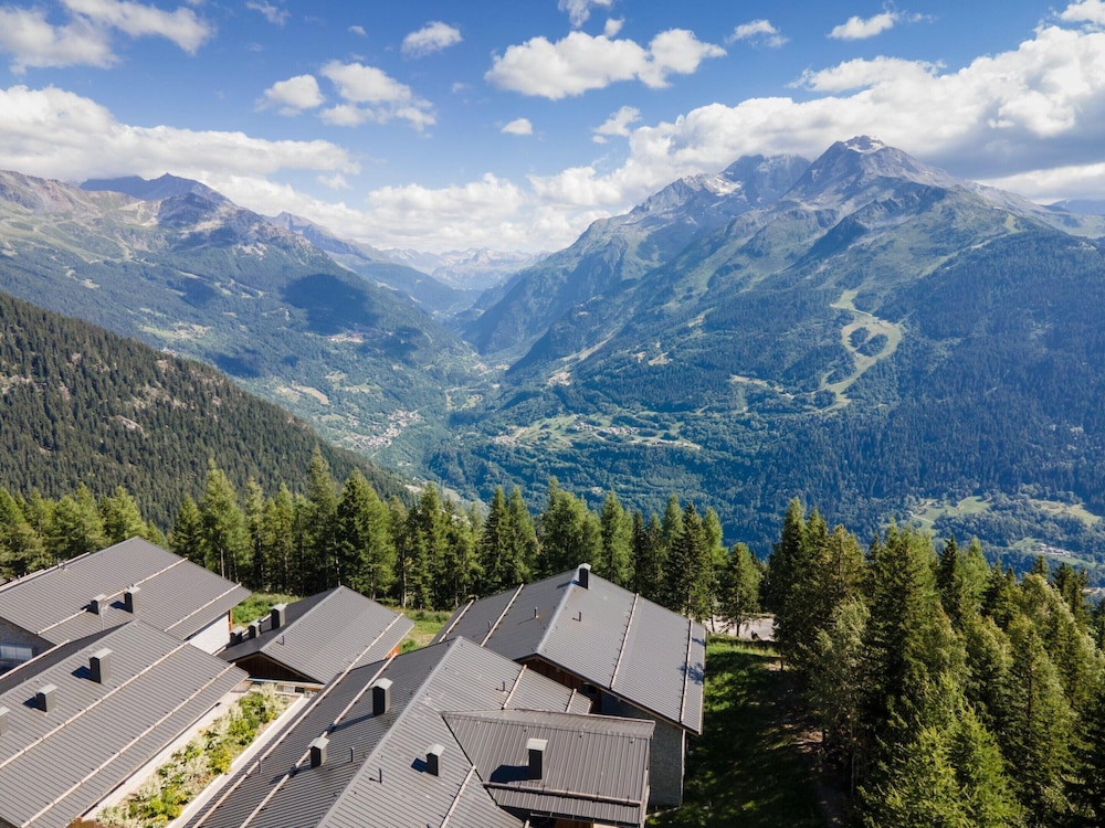Apartment in La Rosiere Near Ski Slopes