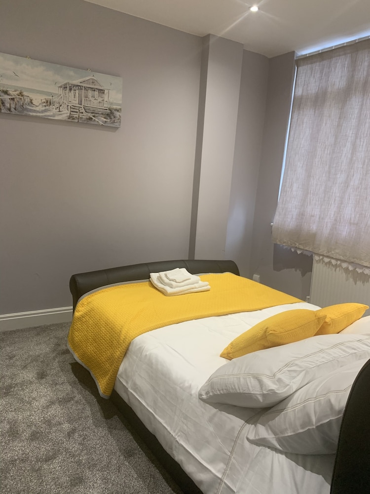 Breeze on Southend in Essex view 5
