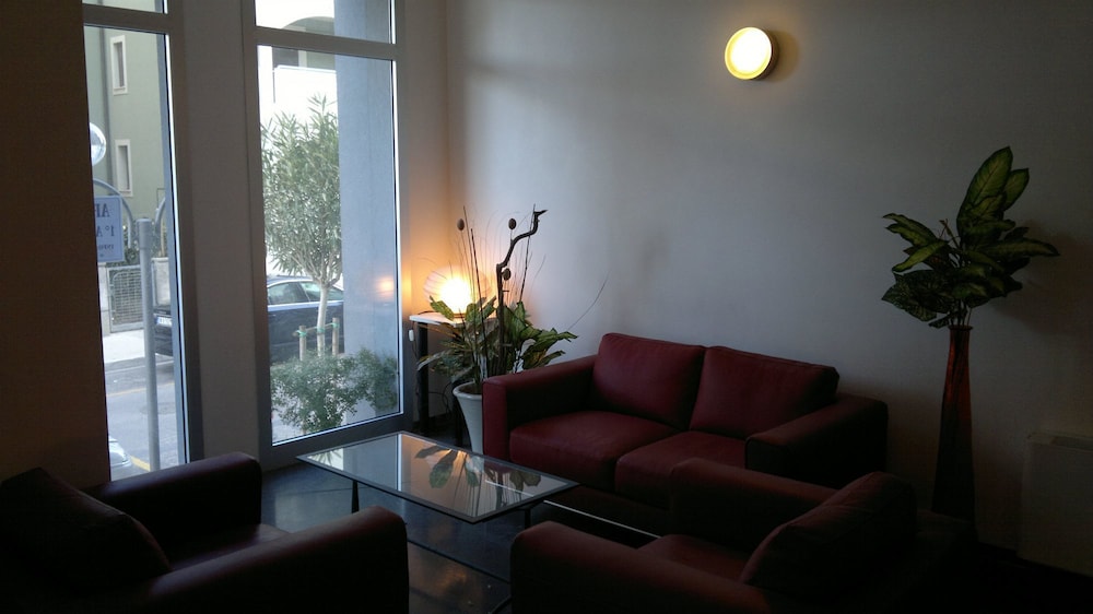 Residence Hotel Hungaria photo 2