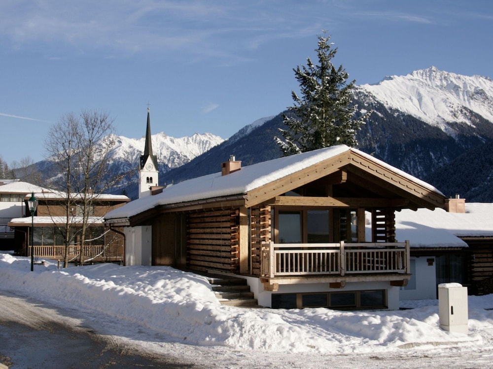 Luxurious Chalet With Sauna in Konigsleiten