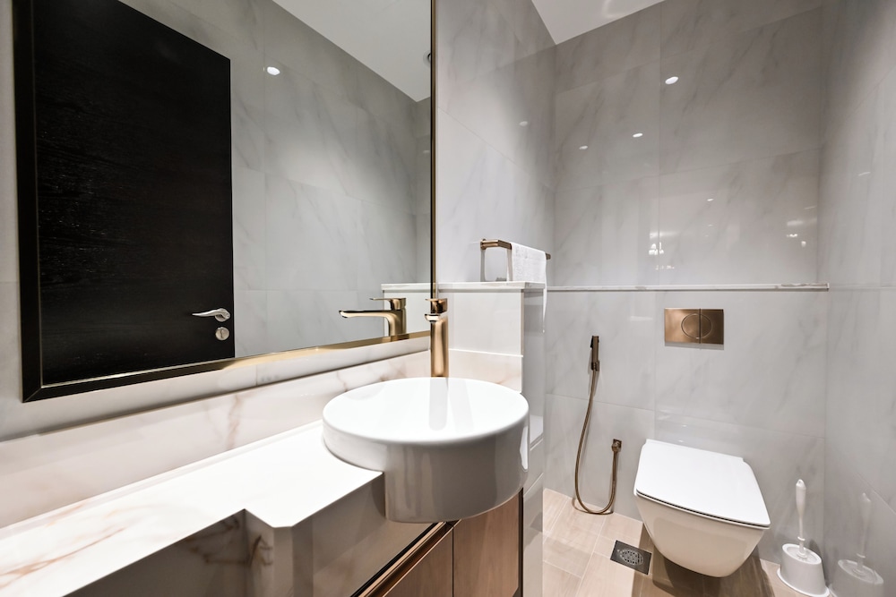 Elite Downtown Residence 2