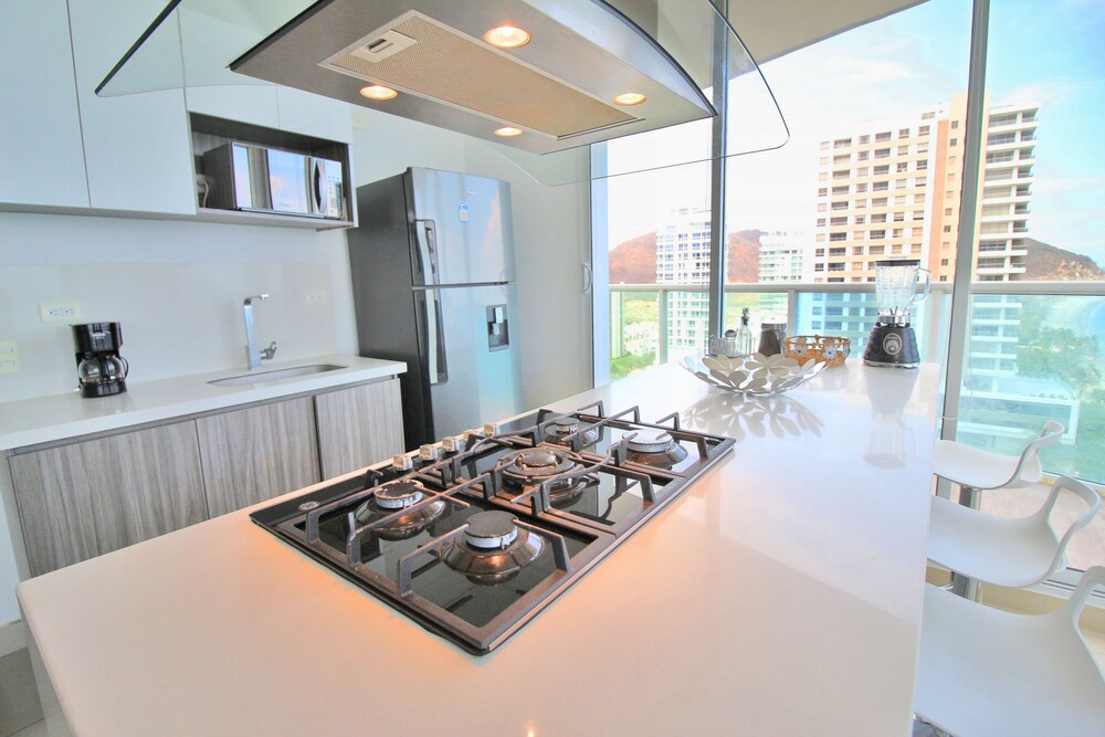 Apartamentos SOHO Elite - Frente al Mar