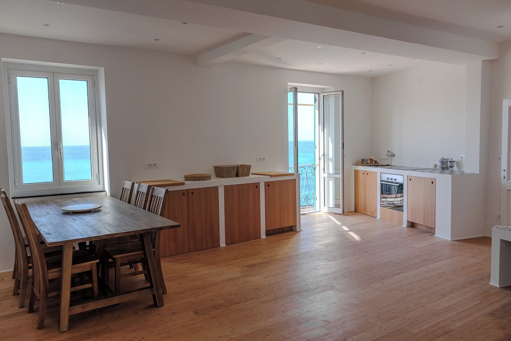 Newly Renovated Ocean View Flat