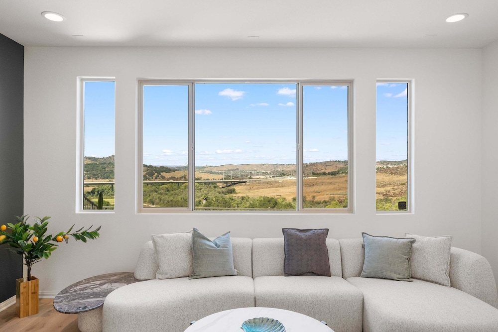 @ Marbella Lane - Curated 5BR in Upscale RMV Haven