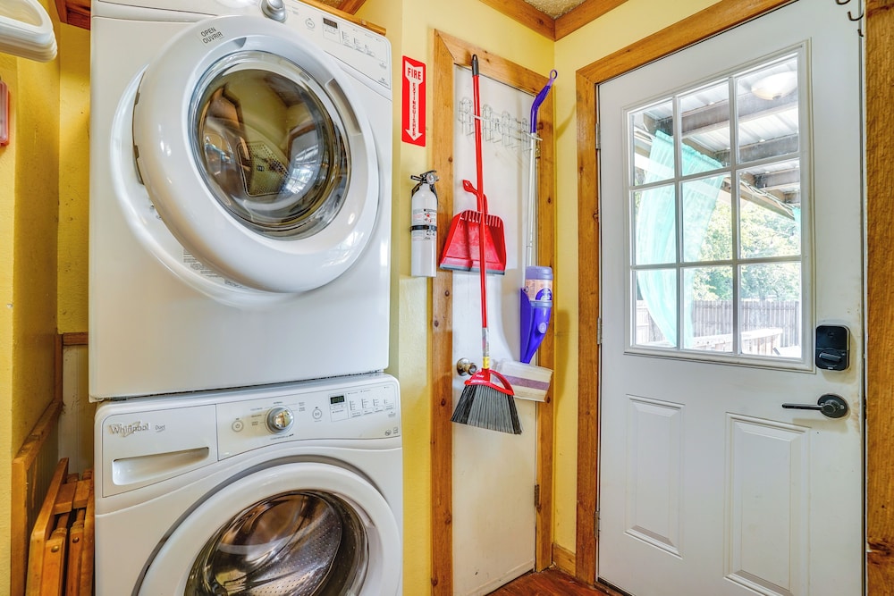 Peace, Space & Starry Nights: Ranch Home in Azle
