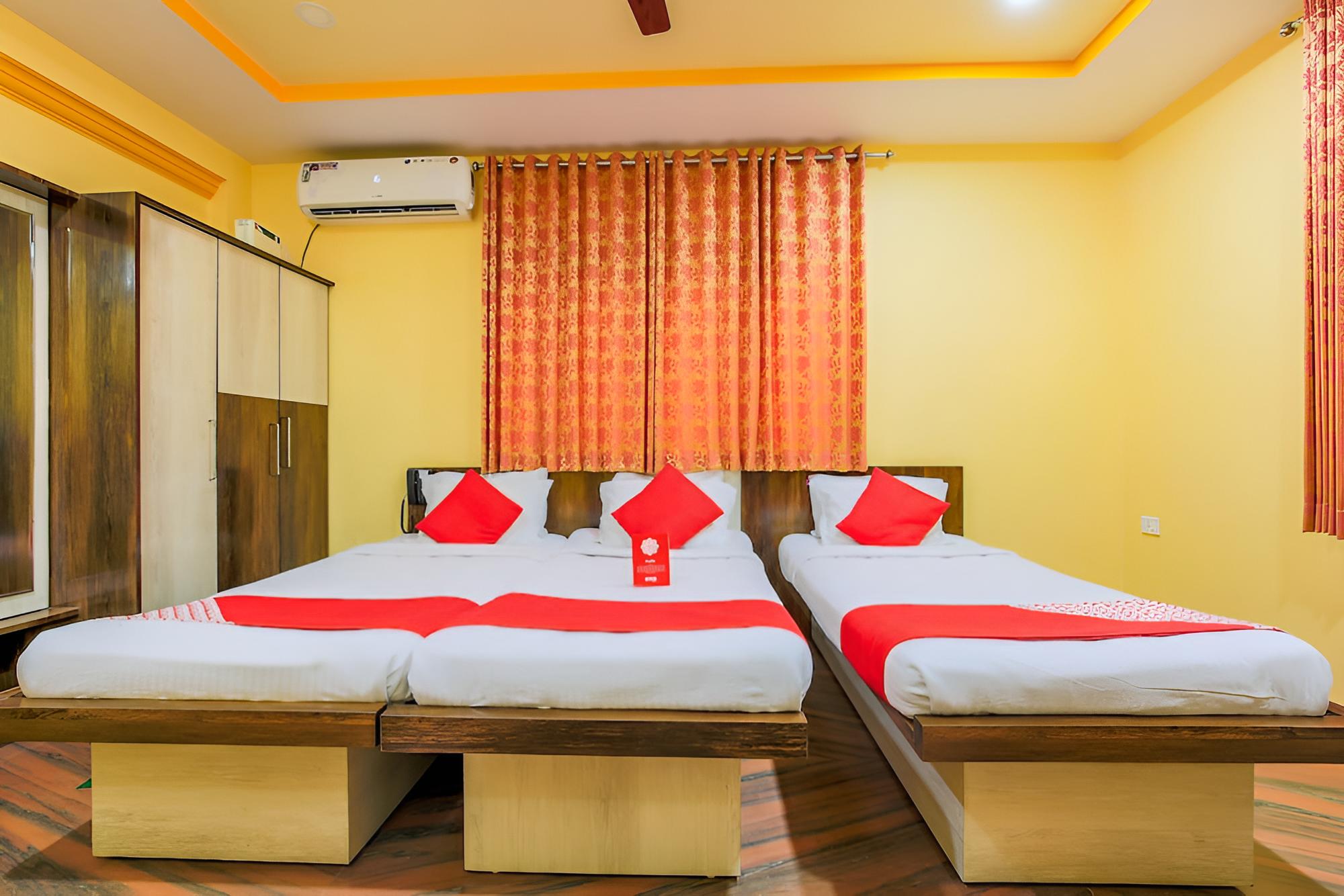 Meera Motels & Residency