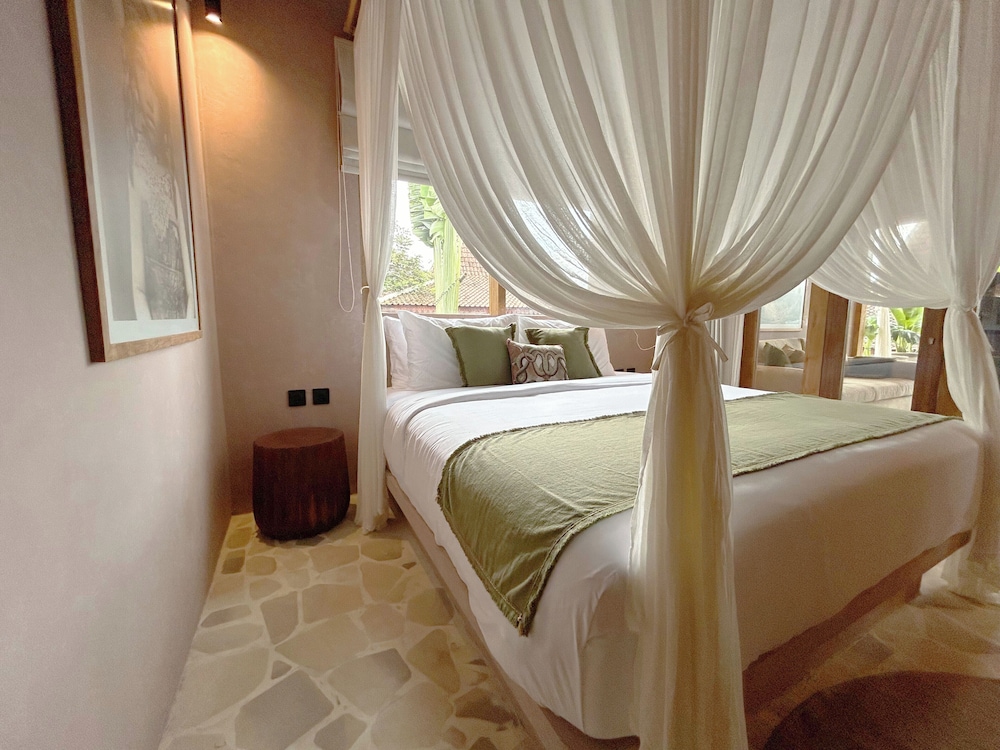 Tebola Joglo Villas
