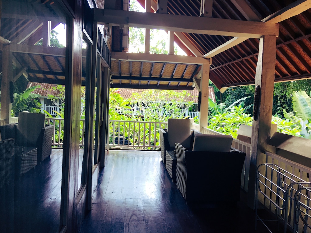White Orchid Eco Resort