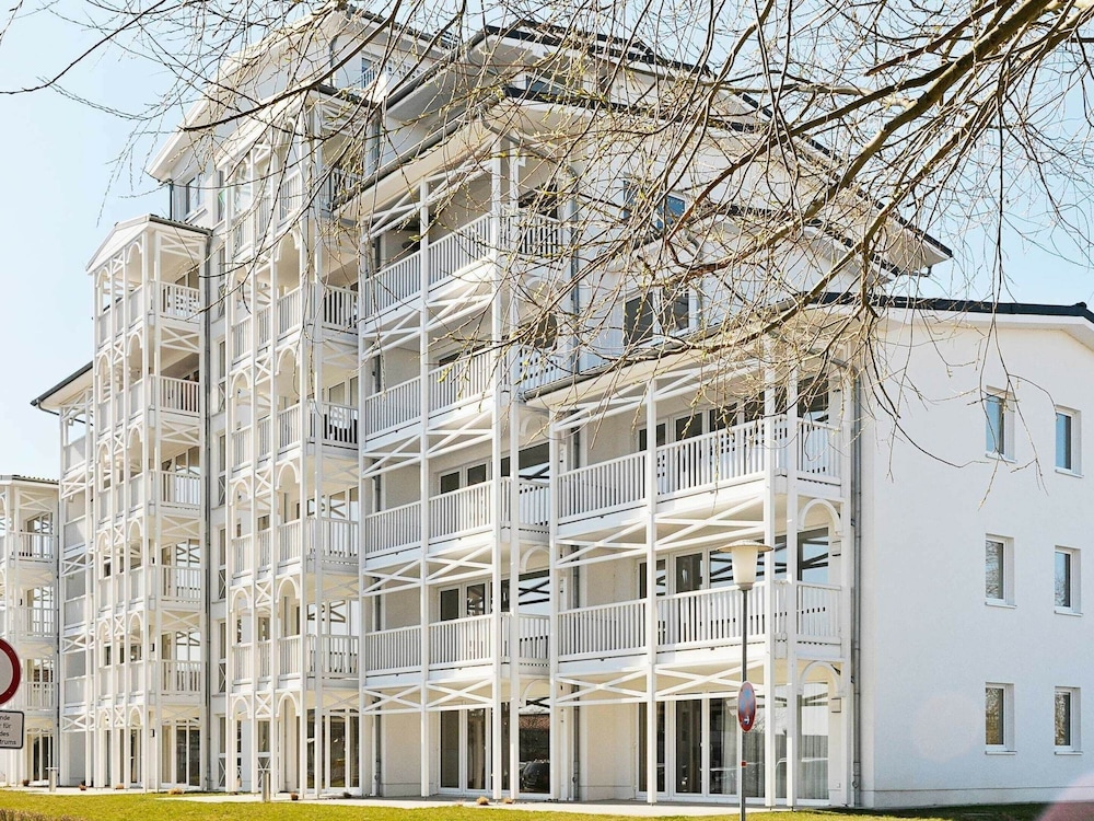 Hotel Building