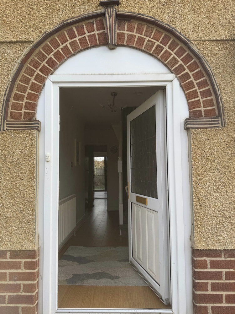 Oxford - Villa - Sleeps 8 - Garden - Parking