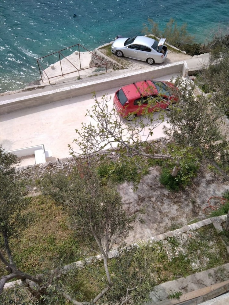 Ivan - 15 m From Beach - A3