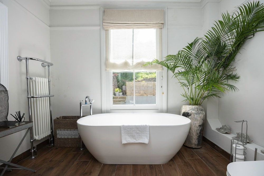 Host Stay The Walpole House view 3