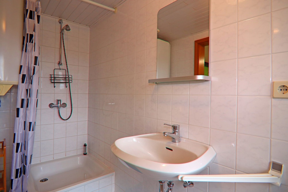 Apartment Near Baltic Sea and Salzhaff Lagoon