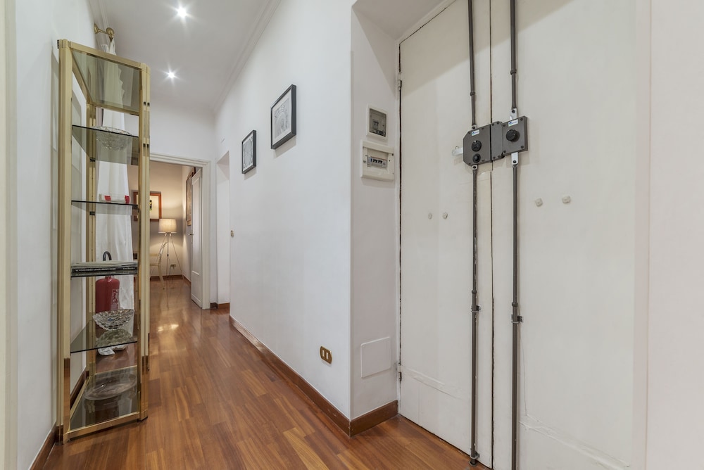 Piazza del Popolo Elegant Apartment