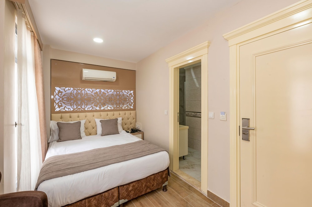 Taksim Peri Suit - Image 26