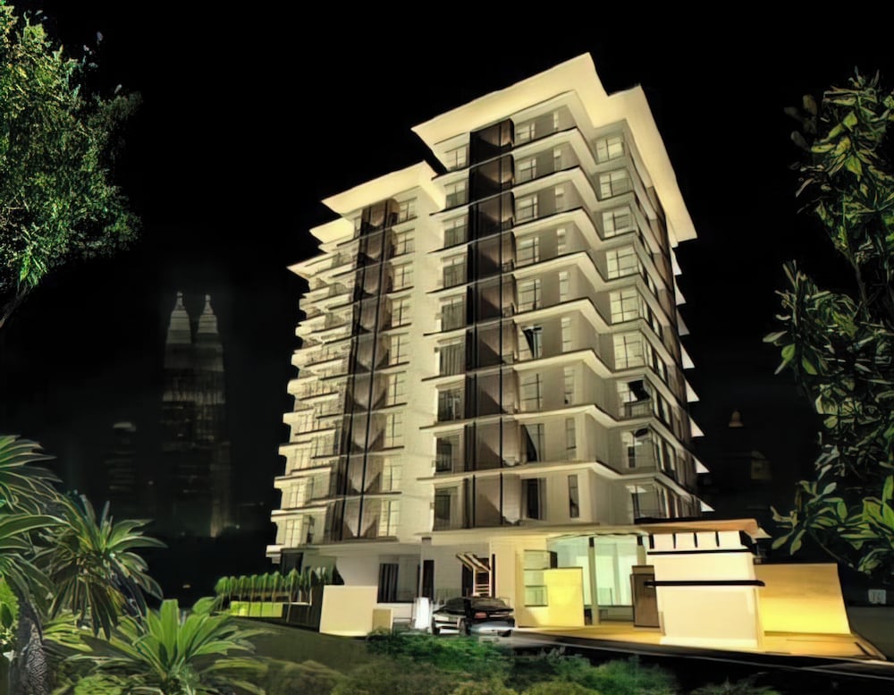 The Embassy Row 206 Apartments