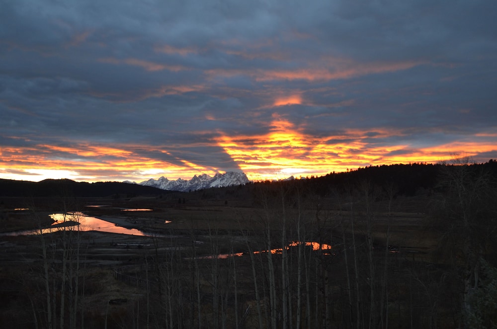 Moran Vacations - Heart 6 Ranch - Property Image 72