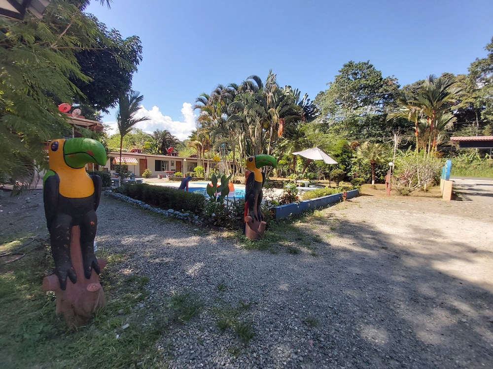 Costa Azul Lodge
