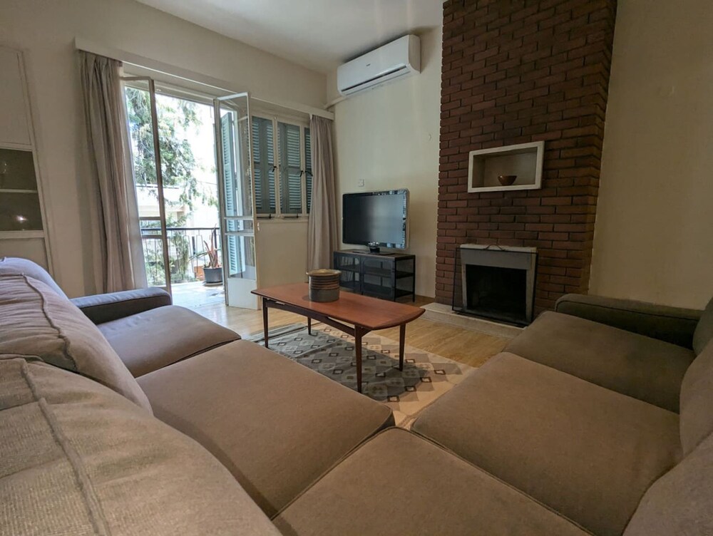 Gladstone Apartment in Nicosia