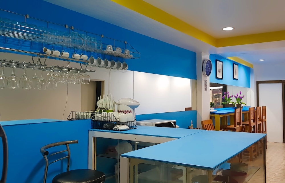 Hua Hin Night Market Hostel