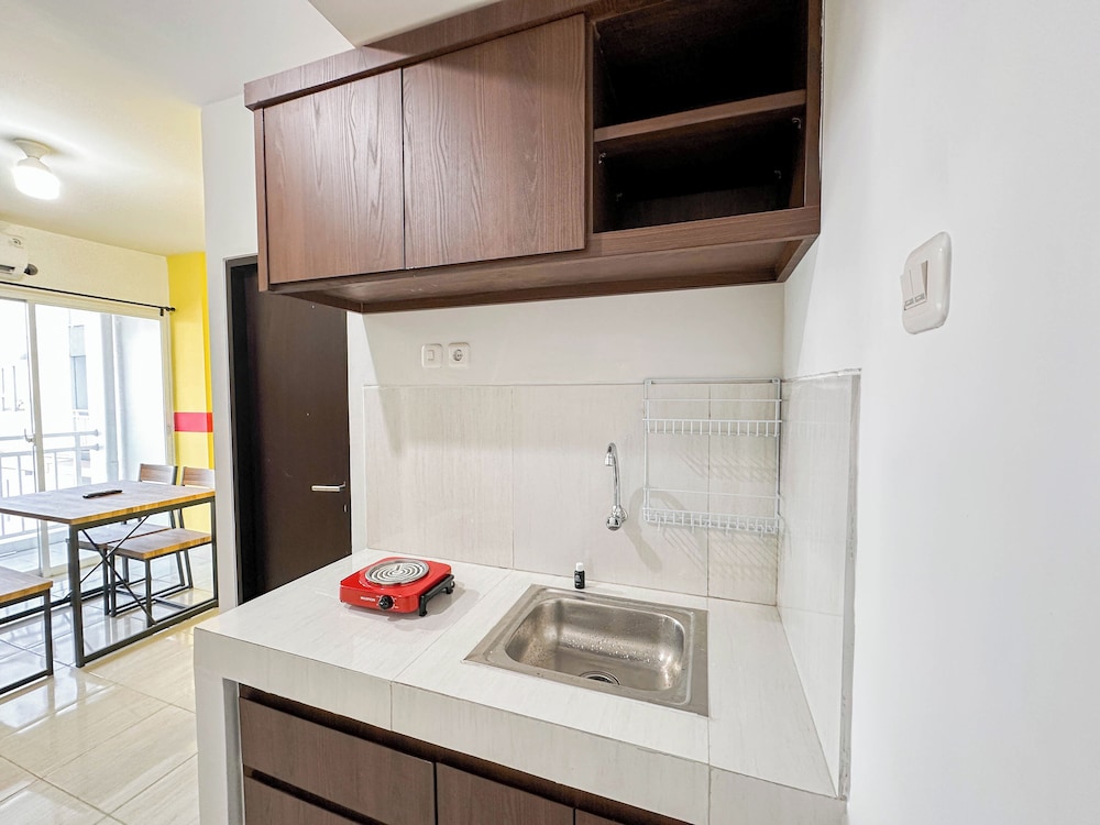 Modern and Cozy 2BR Apartment at Suncity Residence