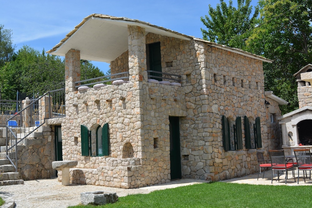 Photo 17