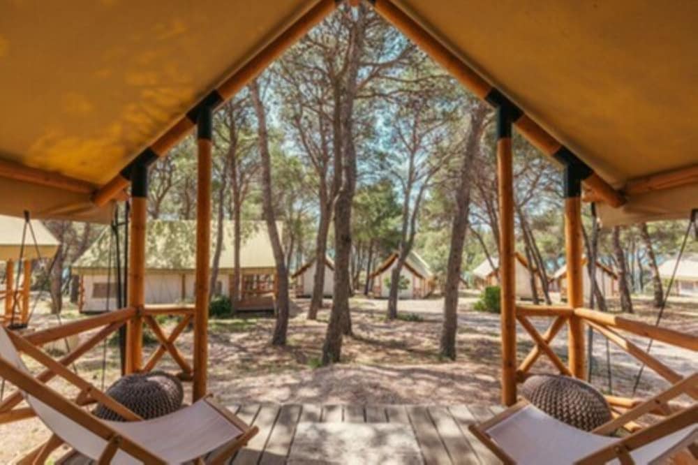 Obonjan Island Resort (film set of Virgin Island show)