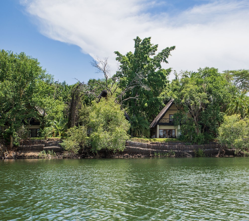 Victoria Falls Waterfront
